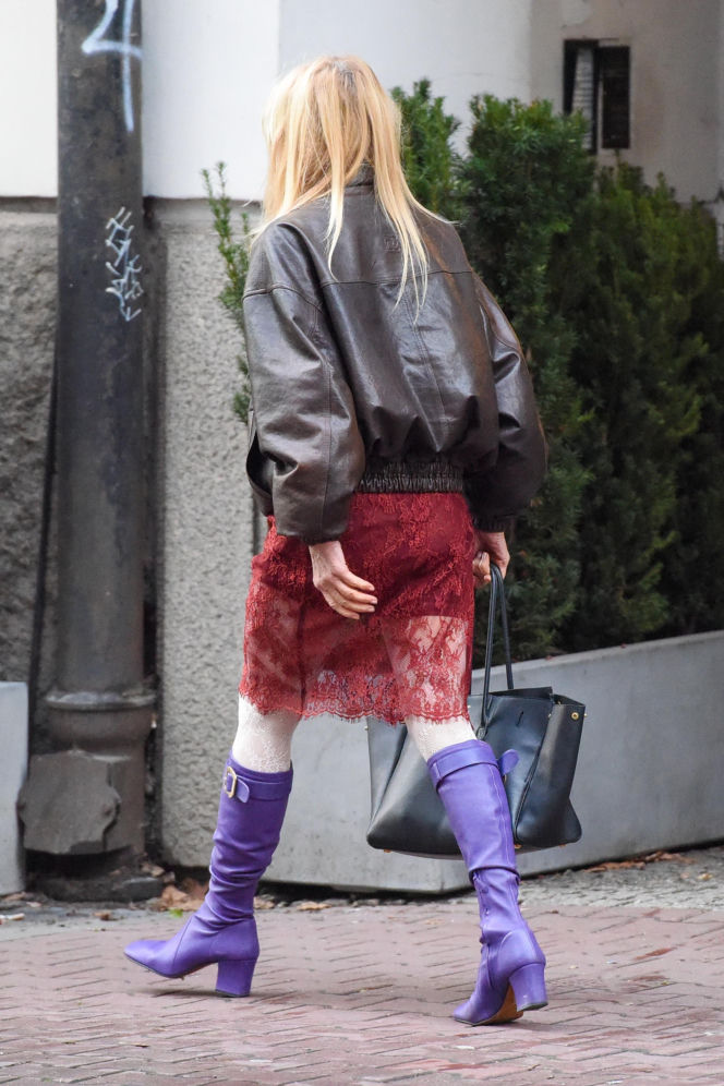 Monika Olejnik weszła w spódnicy, wyszła bez