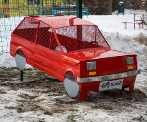 Śląskie: Pojemnik na nakrętki w kształcie malucha robi furorę. Oto niezwykły fiat 126p [ZDJĘCIA]