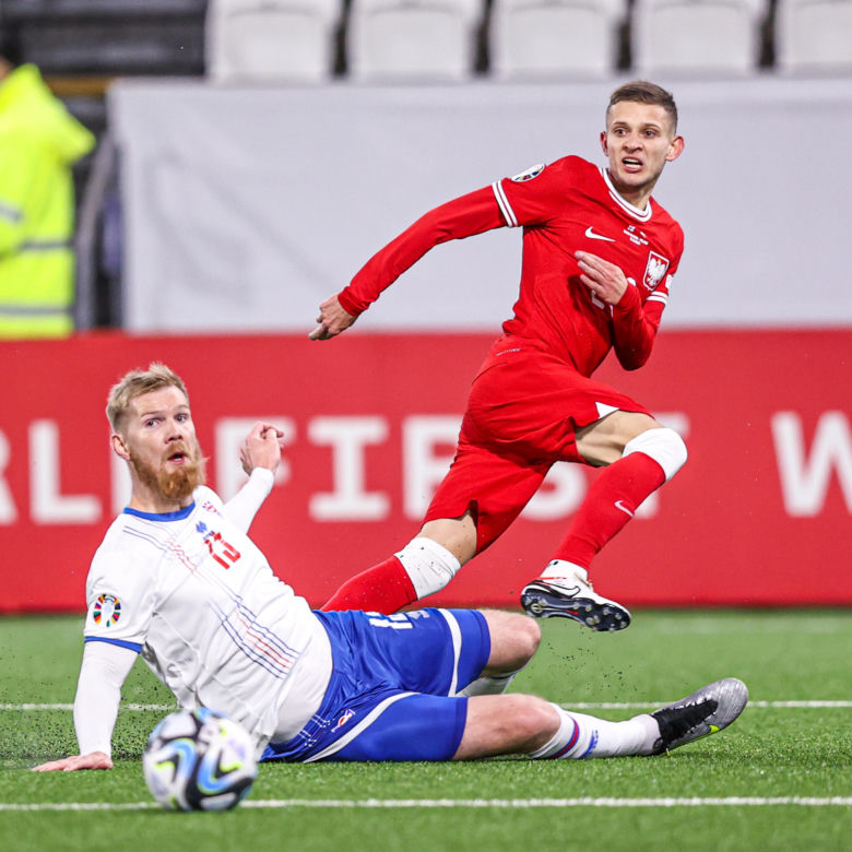 Wyspy Owcze - Polska