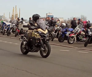 Moto Zające i Kurczaki niosą pomoc na Wielkanoc. Dziesiątki motocyklistów na ulicach Szczecina