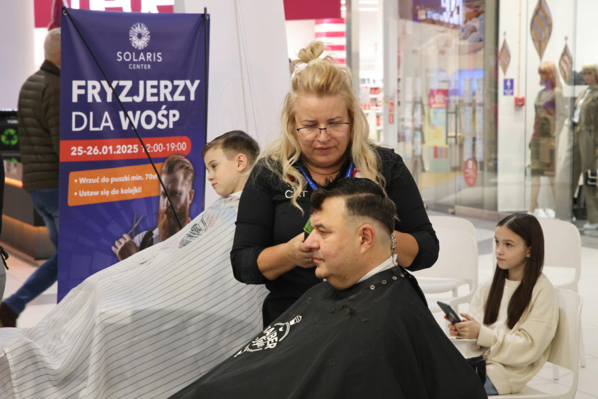 Opole. Akcja "Fryzjerzy dla WOŚP" w ramach 33. Finału Wielkiej Orkiestry Świątecznej Pomocy