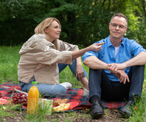 Na Wspólnej odc. 3120. Monika (Sylwia Gliwa), Damian (Waldemar Błaszczyk)