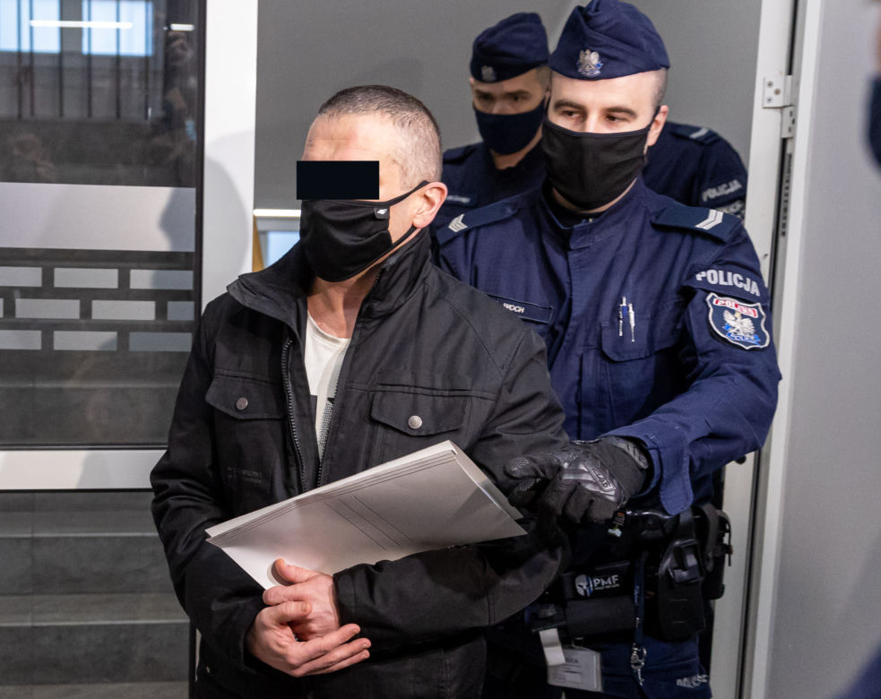 Powiedział policjantom, że ojczym się nad nim znęca
