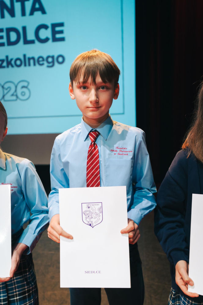 Najzdolniejsi uczniowie odebrali stypendia Prezydenta Miasta Siedlce