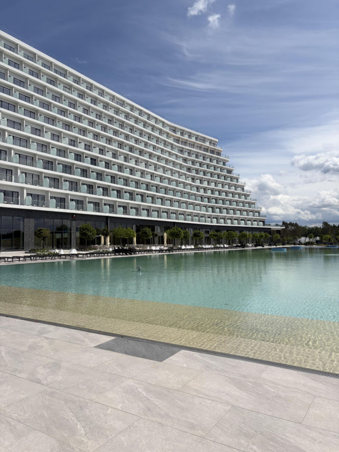 Otwarcie hotelu Gołębiewski w Pobierowie