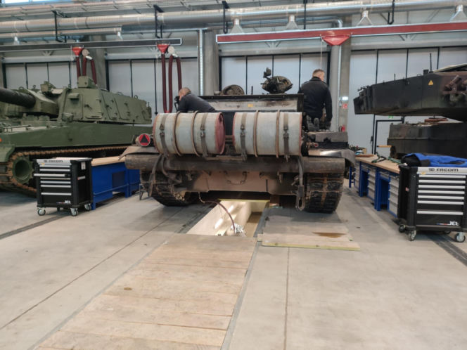 Otwarcie hali remontowej w 18. Łomżyńskim Pułku Logistycznym