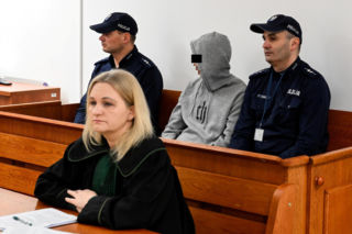 Skrzywdził dwie kobiety. 44-latek stanął przed sądem