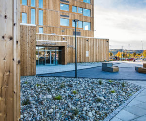 Budynek hotelowo-apartamentowy Mjøstårnet, Brumunddal, Norwegia, autorzy: Voll Arkitekter, 2015-2019