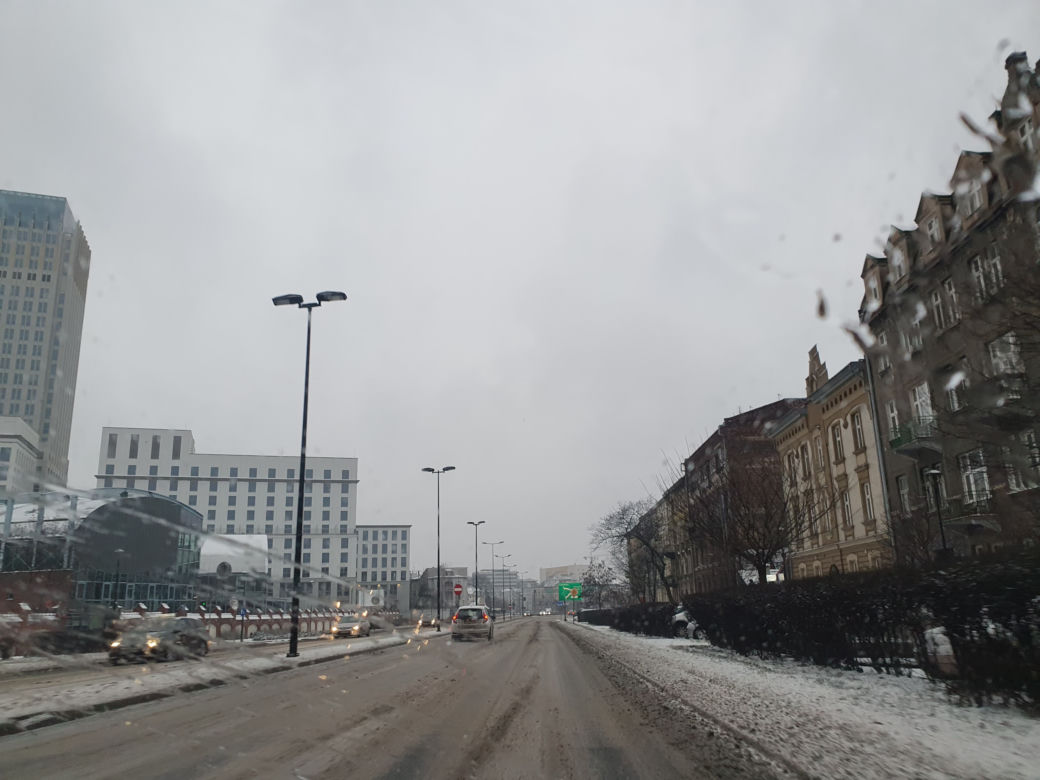 Pogodowa APOKALIPSA w Krakowie! PARALIŻ komunikacji miejskiej. BEZRADNOŚĆ MPK w stolicy Małopolski 