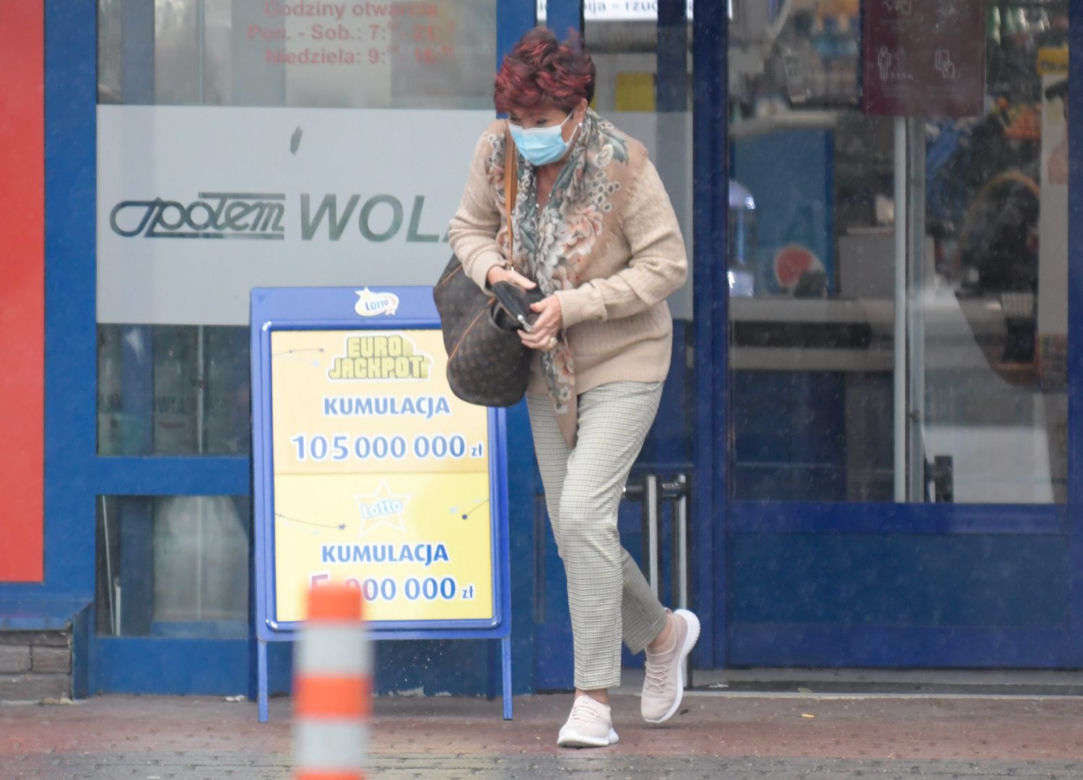 Kwaśniewska z torbą za 6000zł