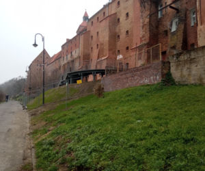 Schody do Muzeum Handlu WIślanego Flis w Grudziądzu