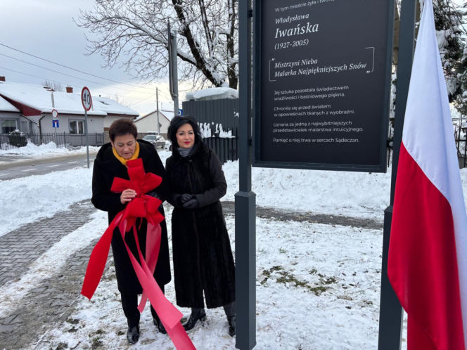 Odsłonięcie tablicy poświęconej Władysławie Iwańskiej