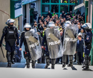 Tak policjanci przygotowują się do starć z pseudokibicami