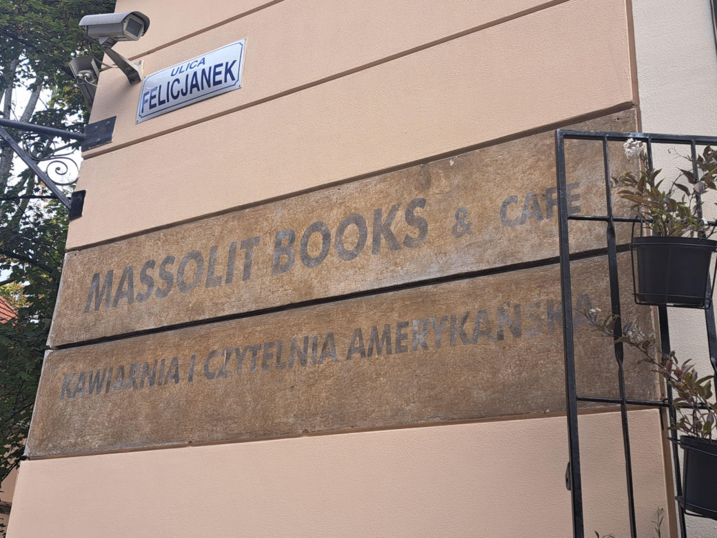 Księgarnio-kawiarnia  Massolit Books w Krakowie