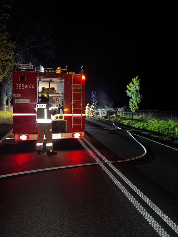 Pijany kierowca i pożar BMW na DK-63 w Suchożebrach