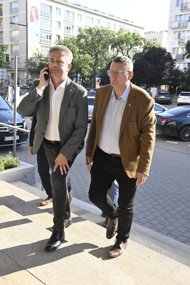 Tusk wezwał na dywanik KO