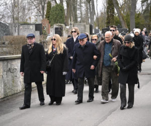 Bożena Dykiel spoczęła na Powązkach Wojskowych