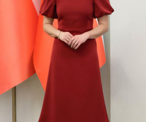 Marta Nawrocka w czerwieni