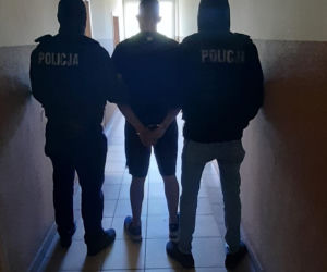 HORROR taksówkarza z Łodzi. Napadli go, bili, dusili i WLEWALI W NIEGO ALKOHOL! Zwyrodnialcom grozi do 12 lat za kratkami