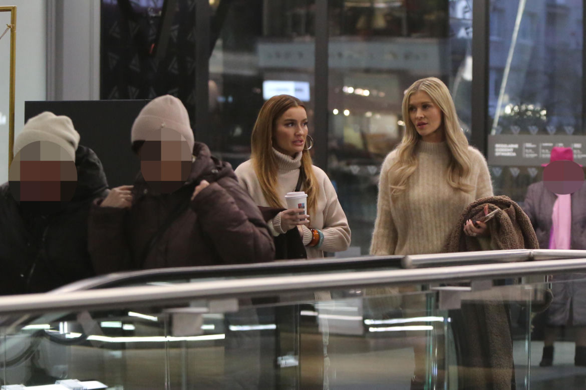 Joanna Krupa z siostrą Martą. Zjadły w mlecznym i poszły po patelnię
