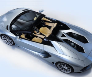 Lamborghini Aventador LP700-4 Roadster
