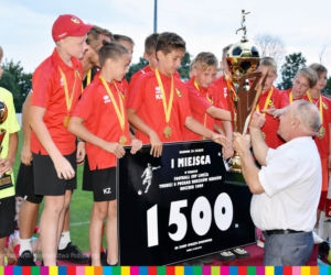 Jagiellonia Białystok z pucharem od marszałka i kibiców [ZDJĘCIA]