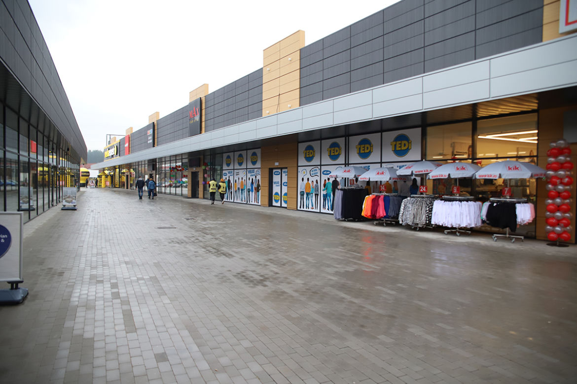 Ełk. Otwarcie nowej galerii handlowej "Karuzela". Zobacz zdjęcia