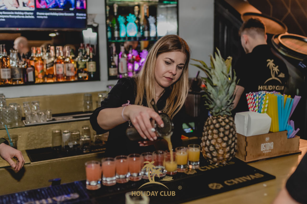 Szczecinianie w Holiday-Club. Zobacz, jak się bawią mieszkańcy! 