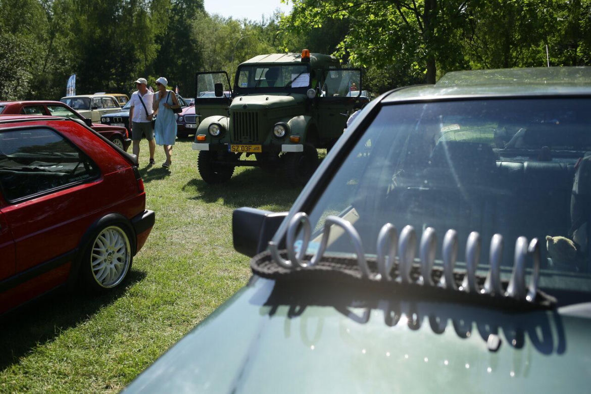 Klasyk Fest 2024. Samochody klasyczne, zabytkowe i motocykle w mysłowickim Parku Słupna