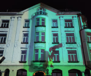 Historia Tarnowa opowiedziana światłem - mapping 3D na Placu Kazimierza