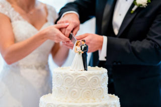 Fotograf ślubny wymienia trzy sygnały, które wskazują, że małżeństwo się rozpadnie. Te zachowania na weselu zwiastują rozwód