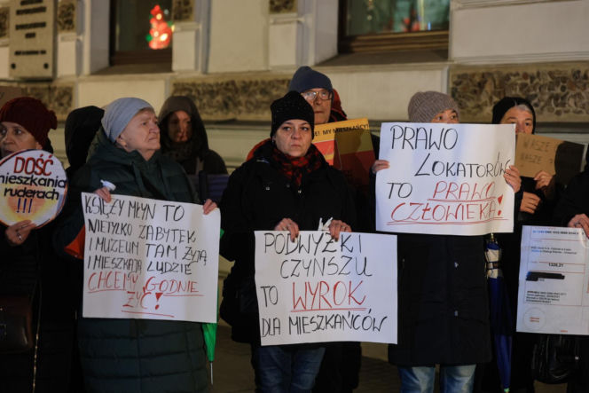Czynsze w Łodzi droższe niż w Warszawie? Lokatorzy mieszkań komunalnych protestują
