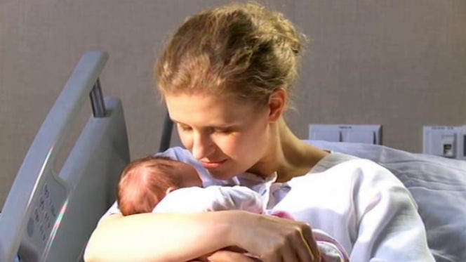M jak miłość po wakacjach 2015. Natalka Mostowiak (Marcjanna Lelek) i jej córka Hania