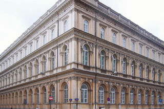 Siedziba Muzeum Etnograficznego w Warszawie przy ul. Kredytowej 1