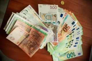 Policjanci zatrzymali 43-letniego obywatela Mołdawii podejrzanego o serię kradzieży z włamaniem na terenie całej Polski