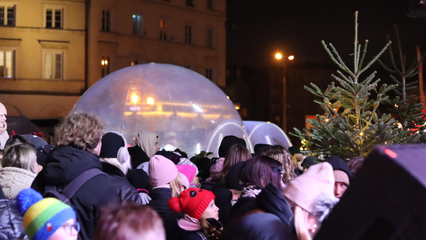 Ciężarówka Coca-Coli w Lublinie! Miasto jeszcze nigdy nie wyglądało tak magicznie! [ZDJĘCIA]