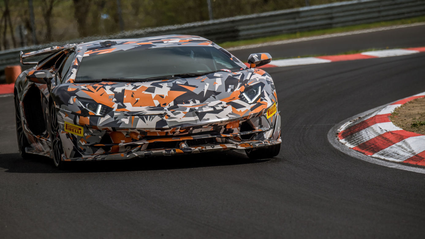 Lamborghini Aventador SVJ  z rekordem toru Nurburgring