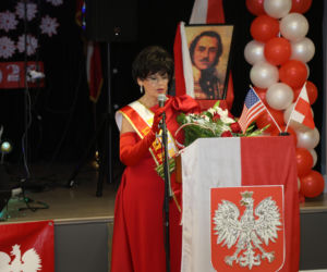 Danuta Lisowska poprowadzi Polonię z Linden na Paradzie Pułaskiego