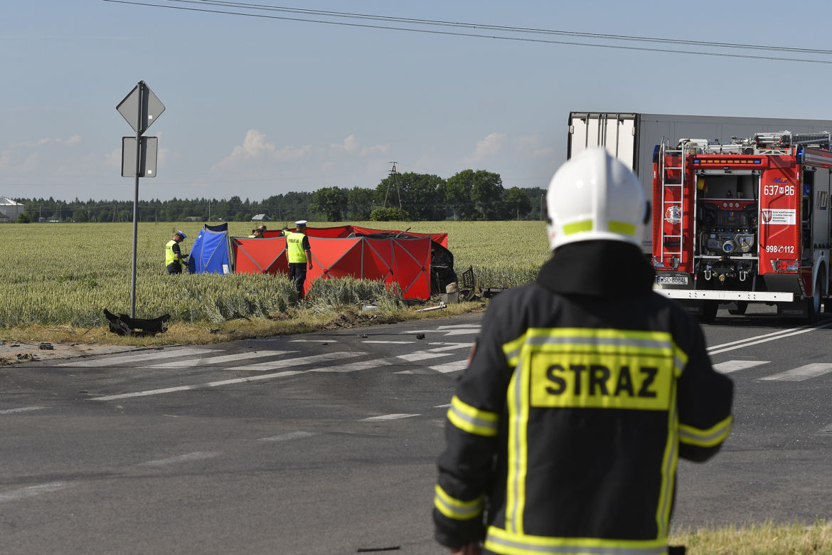 Wypadek w Elżbietowie. Zginęły dwie rodziny 