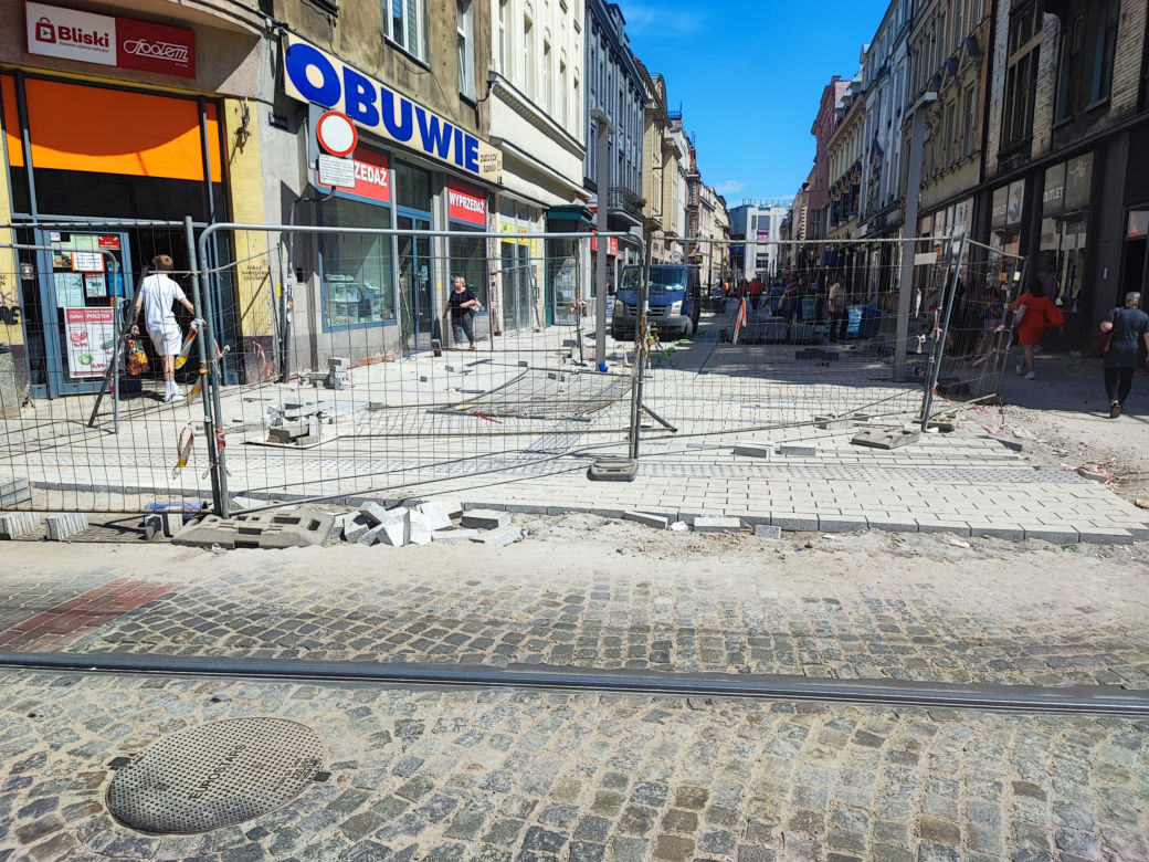 Ulica Dworcowa w Bytomiu nadal rozkopana