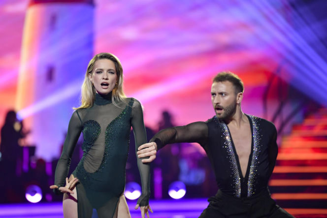 Paulina Gałązka kiedyś i dziś. Tak przez lata zmieniała się gwiazda filmu "Dziewczyny z Dubaju"