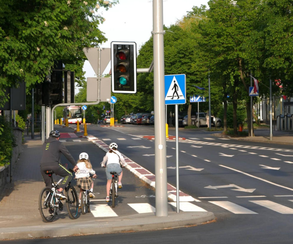 Rowerem przez Aleje 1 Maja