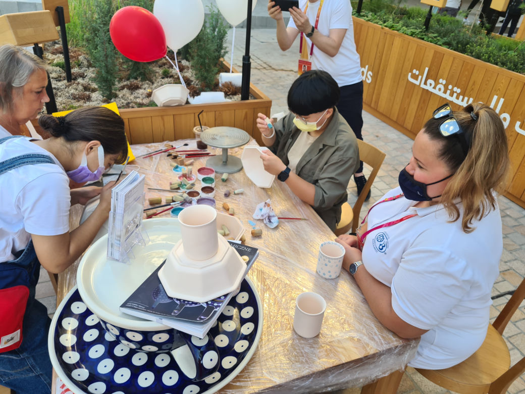 Dubaj zakochal się w ceramice z Bolesławca
