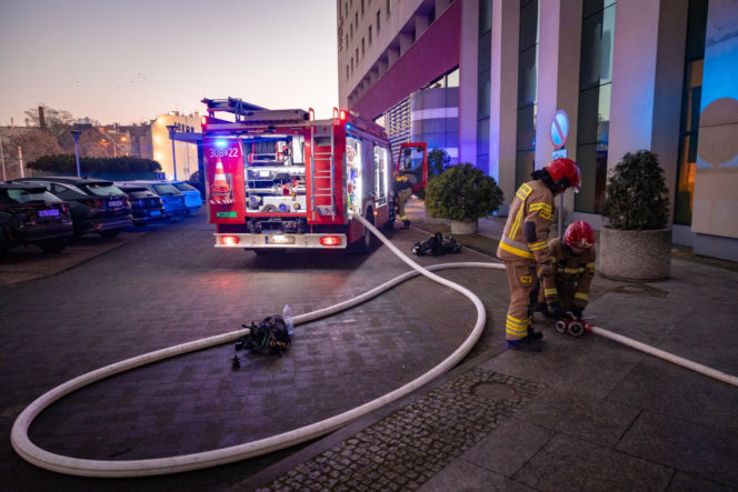 Pożar hotelu Plaza we Wrocławiu. Jedna osoba poniosła śmierć
