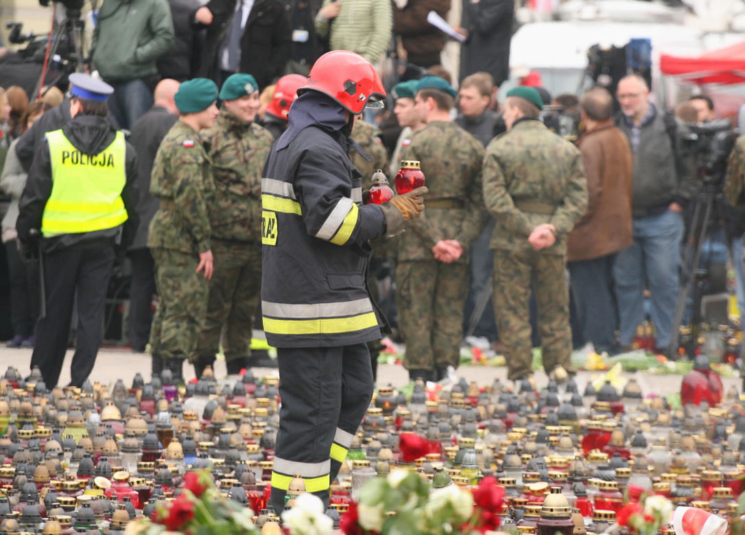 Warszawa dzień po katastrofie smoleńskiej