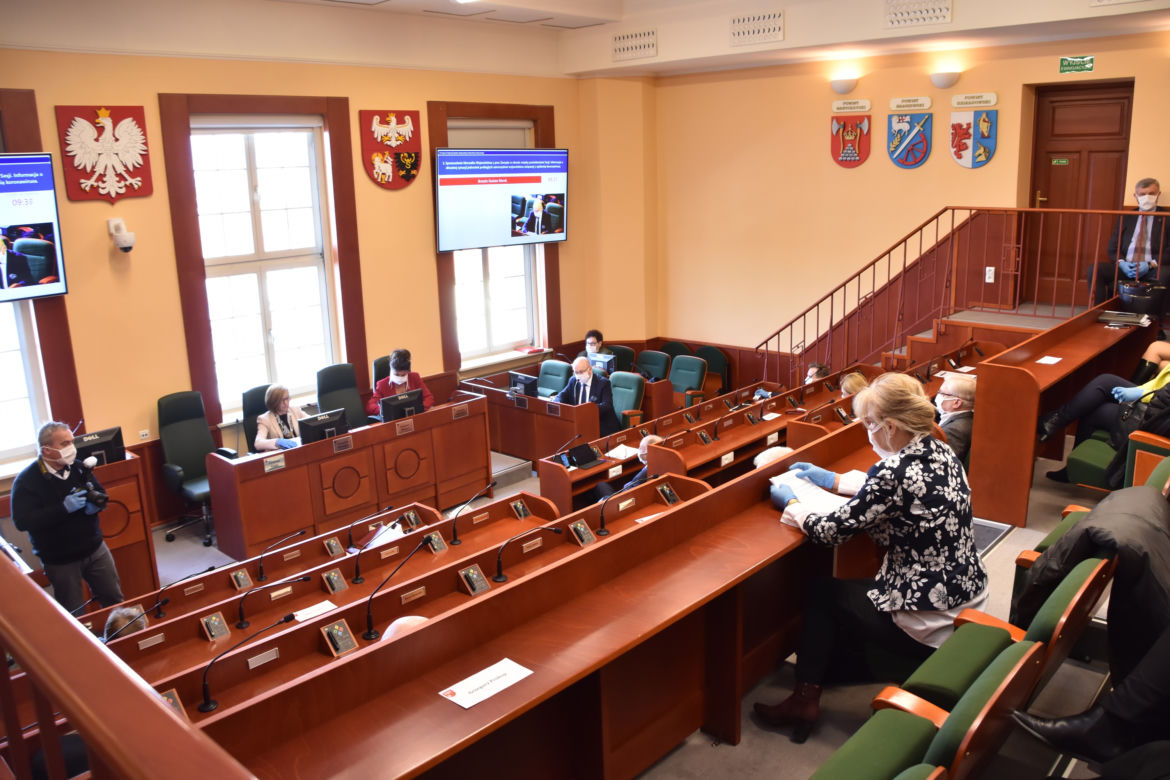 Wyjątkowa sesja sejmiku warmińsko-mazurskiego