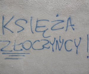 Tarnów. Najdziwniejsze i najśmieszniejsze napisy w miejscach publicznych