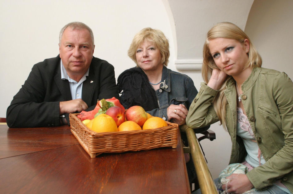 Jerzy Stuhr przed śmiercią nie chciał rozmawiać z księdzem