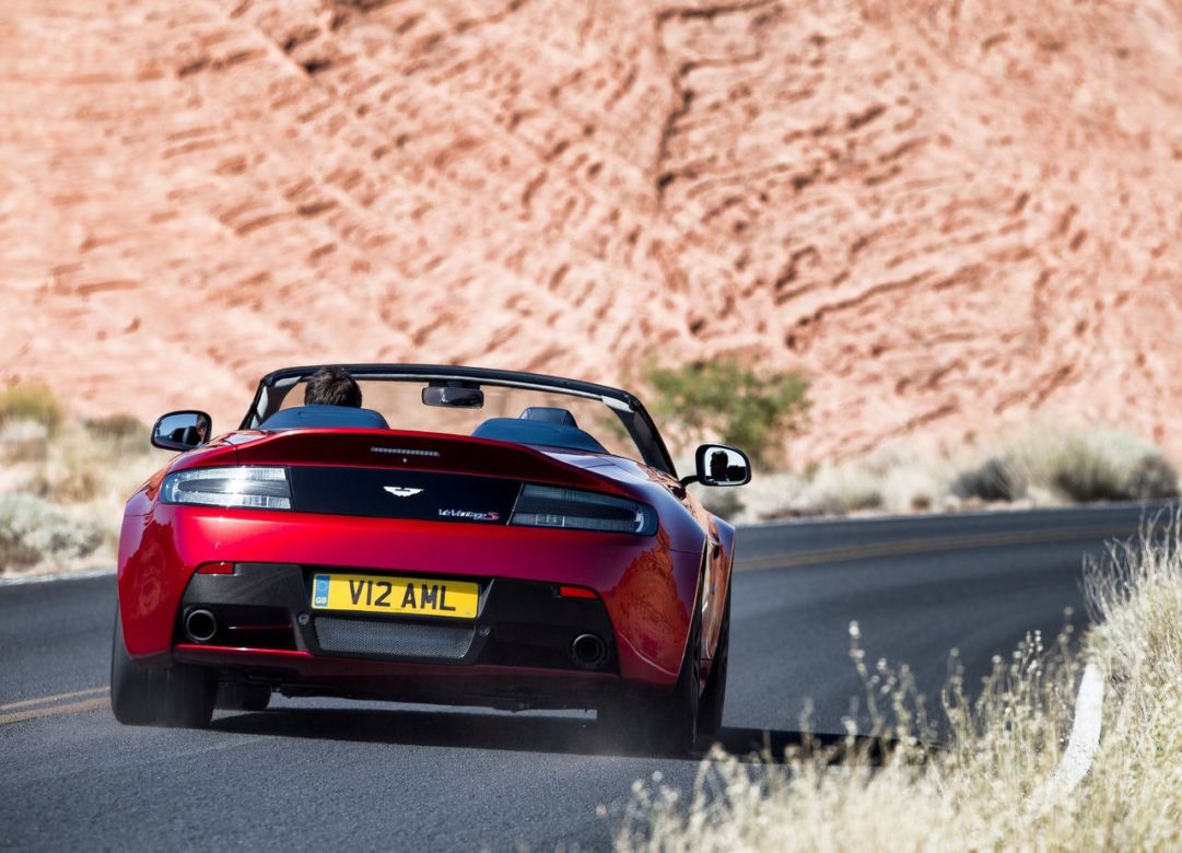 Aston Martin Vantage V12 S Roadster