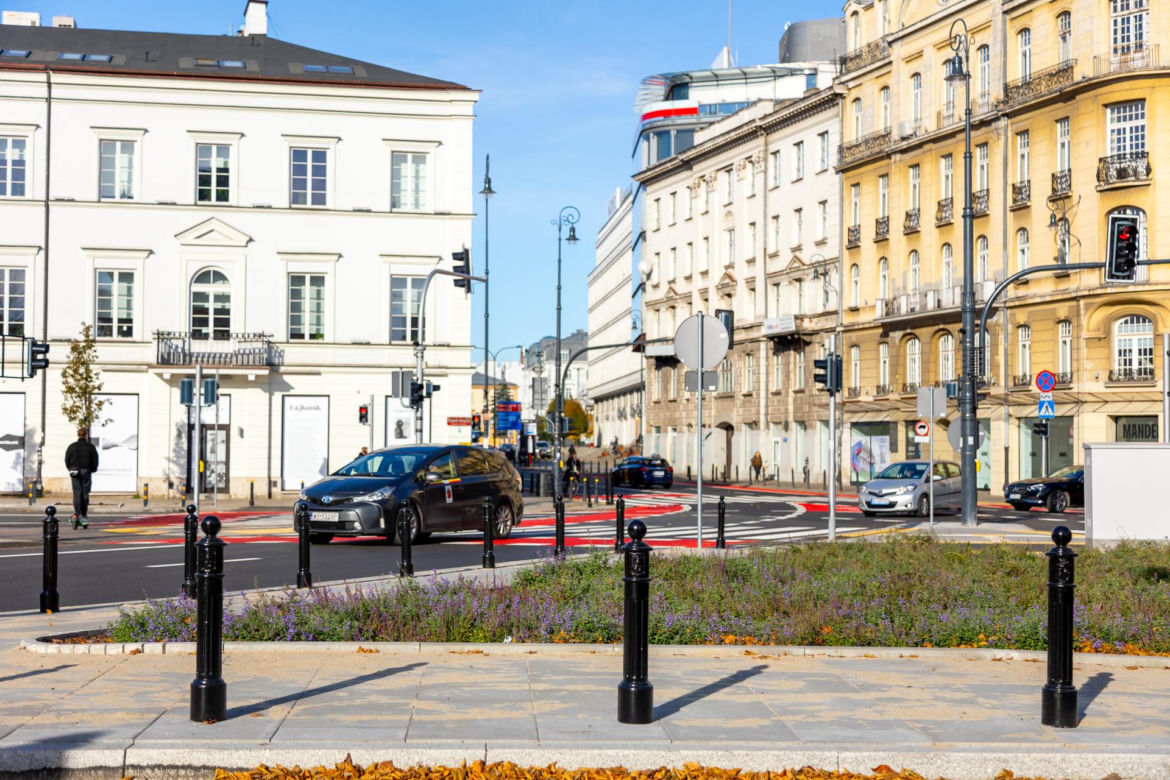 Zmodernizowany Plac Trzech Krzyży